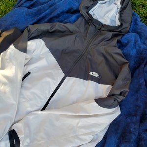 Nike Jacket, Black and White Windbreaker, Great Condition Size Large